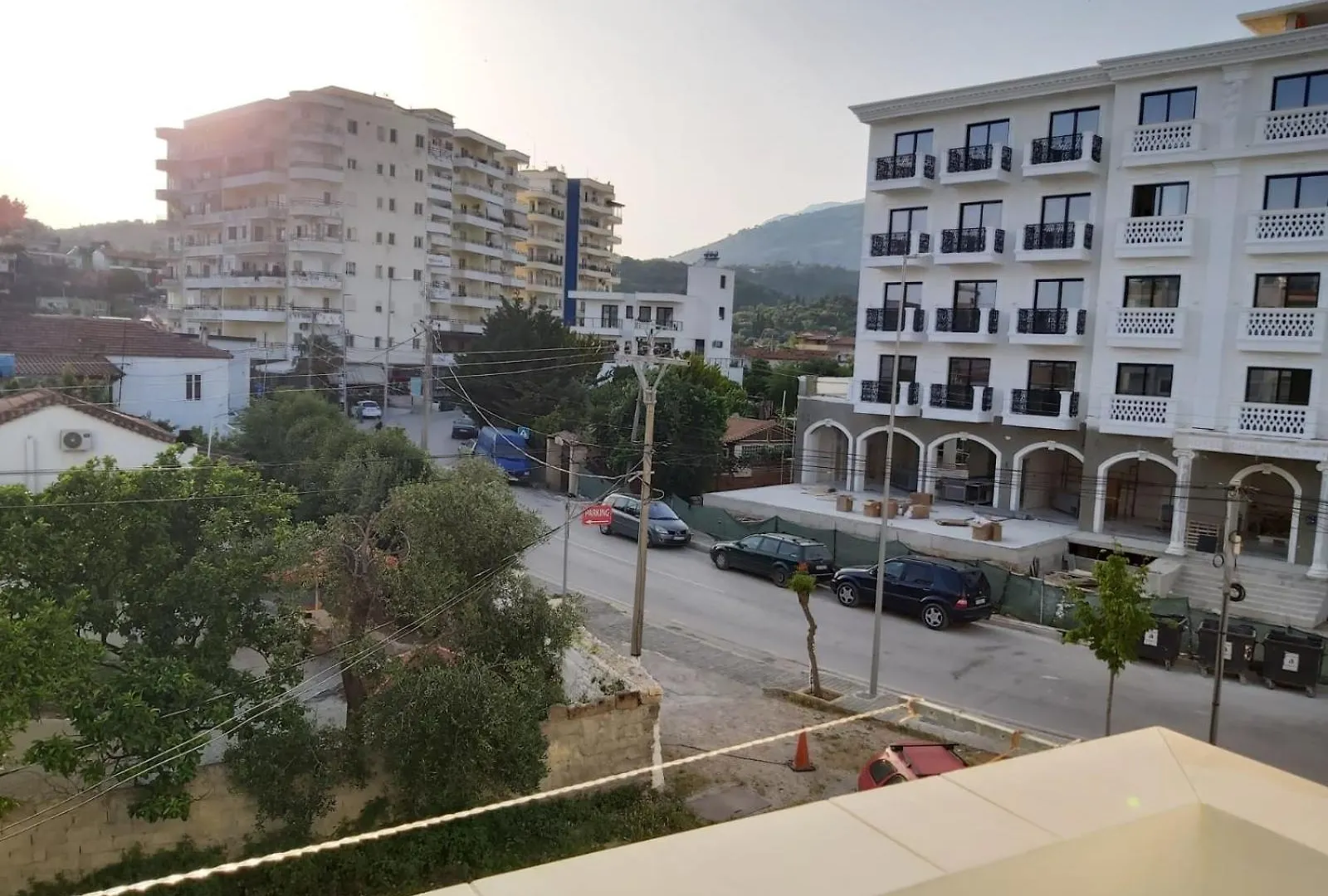 Marino'S Apartment Himare