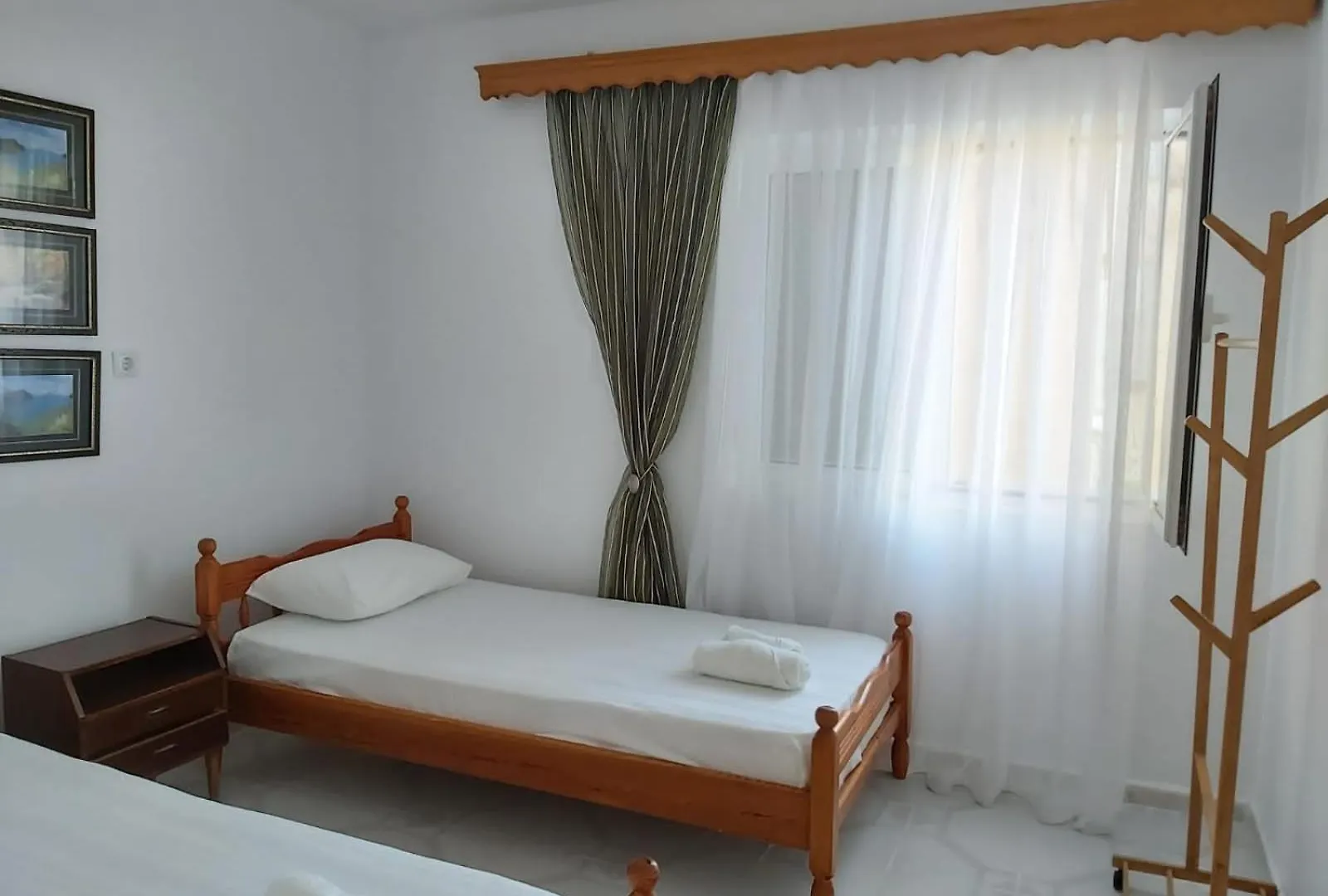 Marino'S Apartment Himare Albania